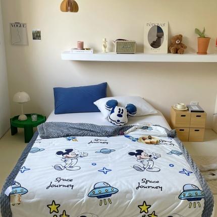 91家纺网 家纺一手货源 找家纺 星期八 2022新款迪士尼正版豆豆夏被 太空米奇