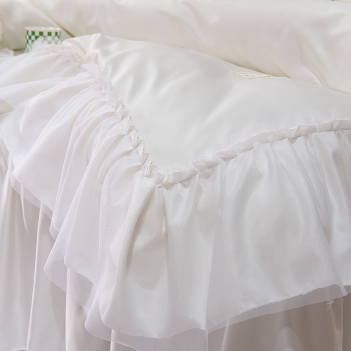 91家纺网 家纺一手货源 找家纺 艾米2025新款水洗真丝双层鱼尾边四件套-梦丽纱系列 白色