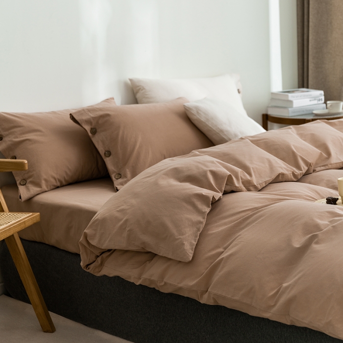 91家纺网 家纺一手货源 找家纺 简宜家居 2022新款纯色水洗棉纽扣款四件套 慕晴-咖