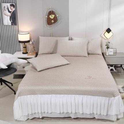 91家纺网 家纺一手货源 找家纺 （总）新月家纺  2022新款冰豆豆蕾丝床裙款凉感席凉席三件套