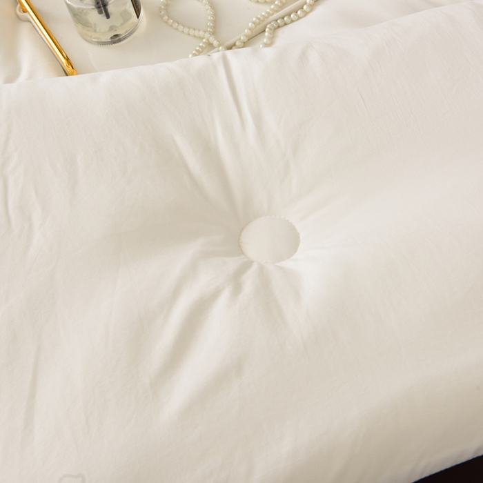 91家纺网 家纺一手货源 找家纺 德芙 2023新款运动风纯色超柔天竺棉被 本白色