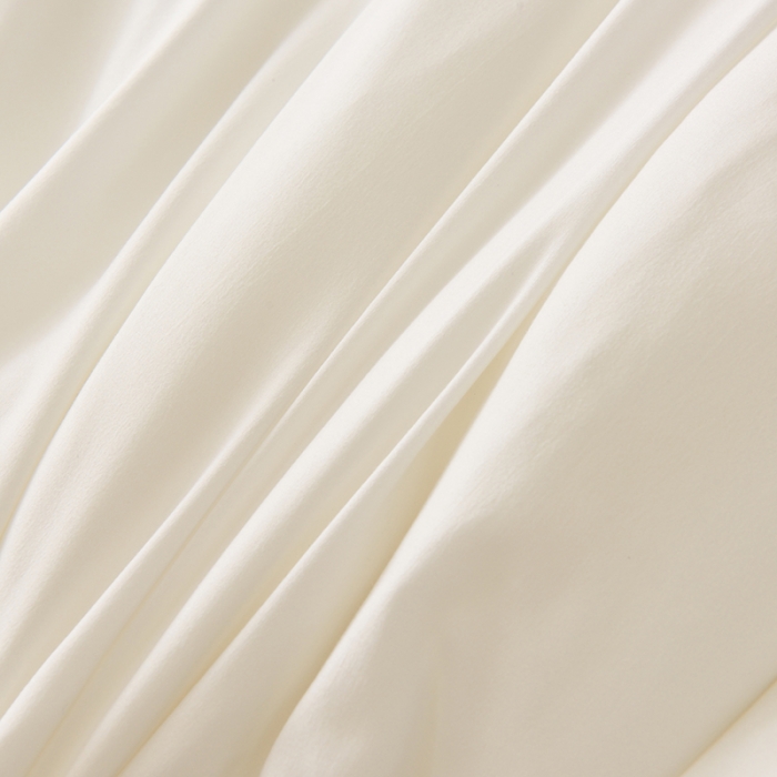 91家纺网 家纺一手货源 找家纺 德芙 2023新款运动风纯色超柔天竺棉被 本白色