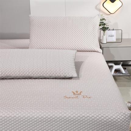 91家纺网 家纺一手货源 找家纺 （总）新月家纺 2022新款冰豆豆蕾丝全包边款凉感席凉席三件套