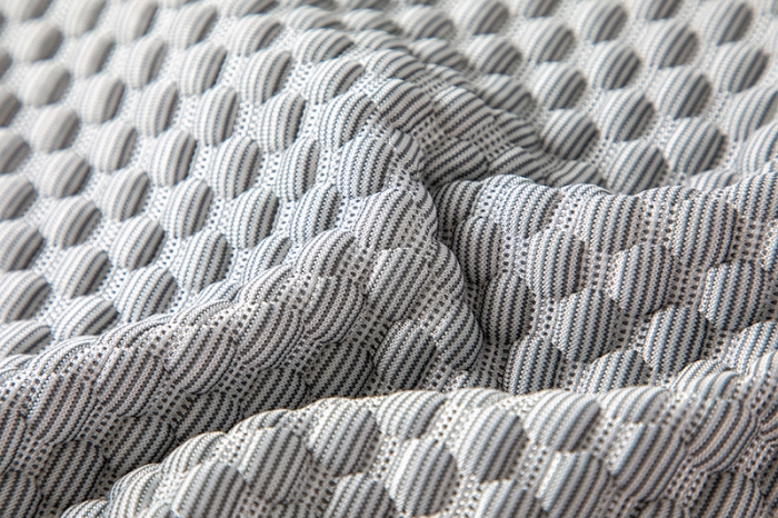 91家纺网 家纺一手货源 找家纺 佳居缘 2022新款冰豆豆冷感床裙款凉席三件套 典雅灰