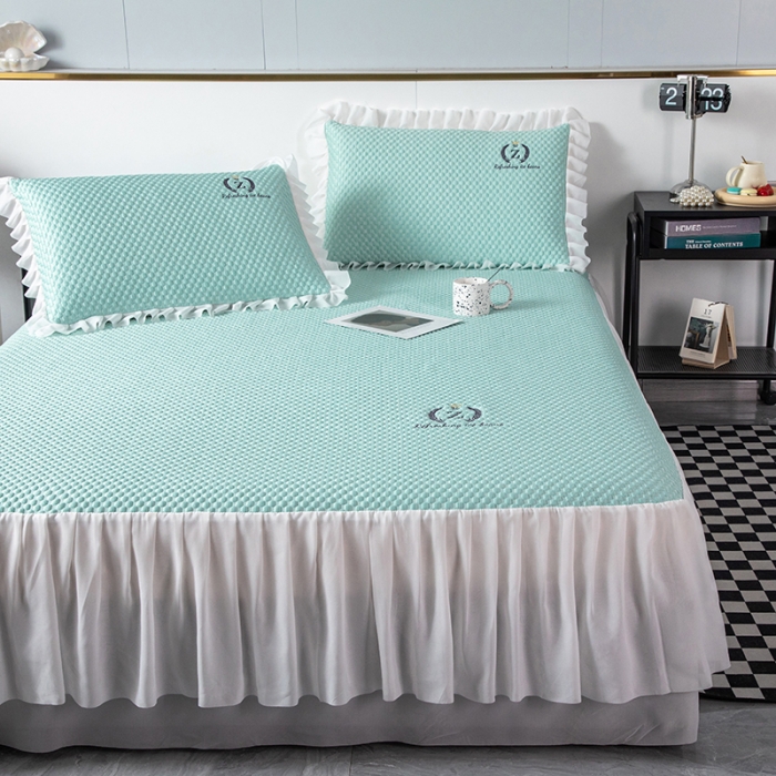 91家纺网 家纺一手货源 找家纺 佳居缘 2022新款冰豆豆冷感床裙款凉席三件套 清雅绿