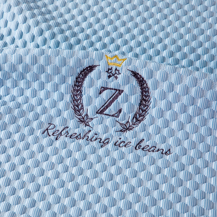 91家纺网 家纺一手货源 找家纺 佳居缘 2022新款冰豆豆冷感床裙款凉席三件套 天空蓝