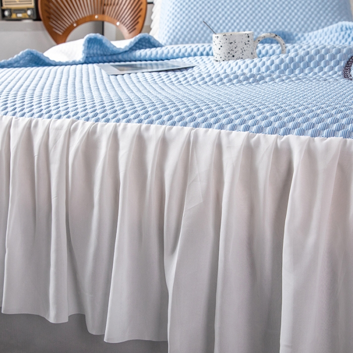 91家纺网 家纺一手货源 找家纺 佳居缘 2022新款冰豆豆冷感床裙款凉席三件套 天空蓝