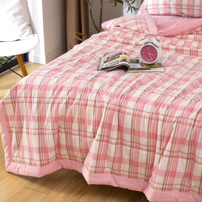 91家纺网 家纺一手货源 找家纺 天瑜 2024新款棉花芯色织水洗棉夏被 粉彩格