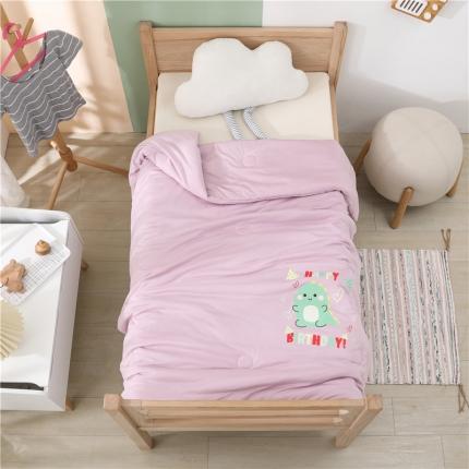 91家纺网 家纺一手货源 找家纺 （总）艾佳宝贝 2023生态针织棉烫画大豆夏被