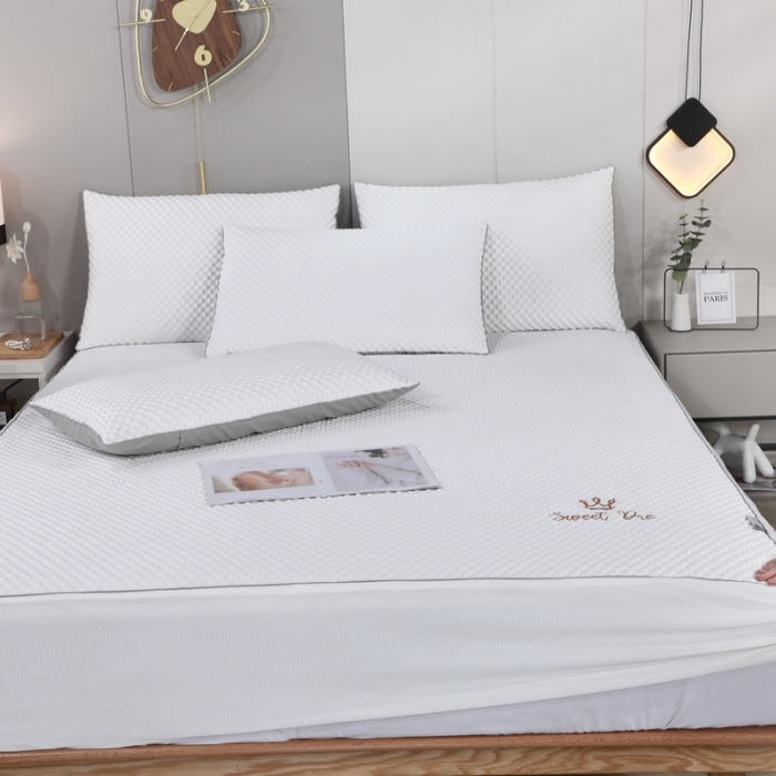 91家纺网 家纺一手货源 找家纺 （总）新月家纺 2022新款冰豆豆蕾丝网布款凉感席凉席三件套