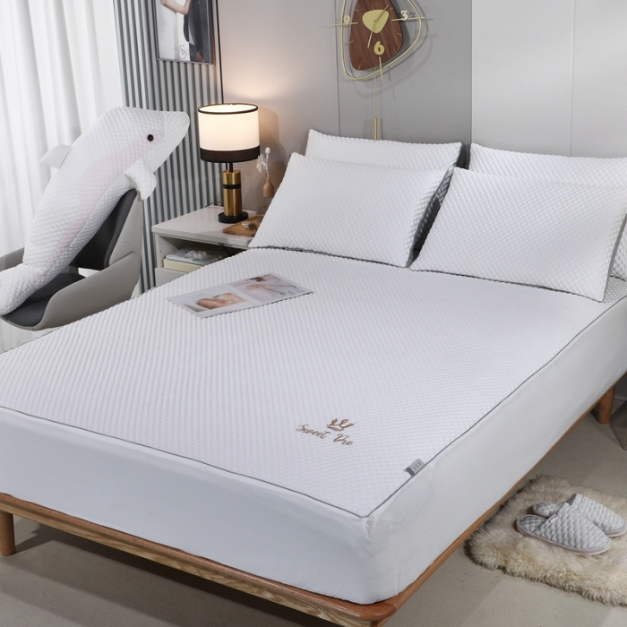 91家纺网 家纺一手货源 找家纺 （总）新月家纺 2022新款冰豆豆蕾丝网布款凉感席凉席三件套