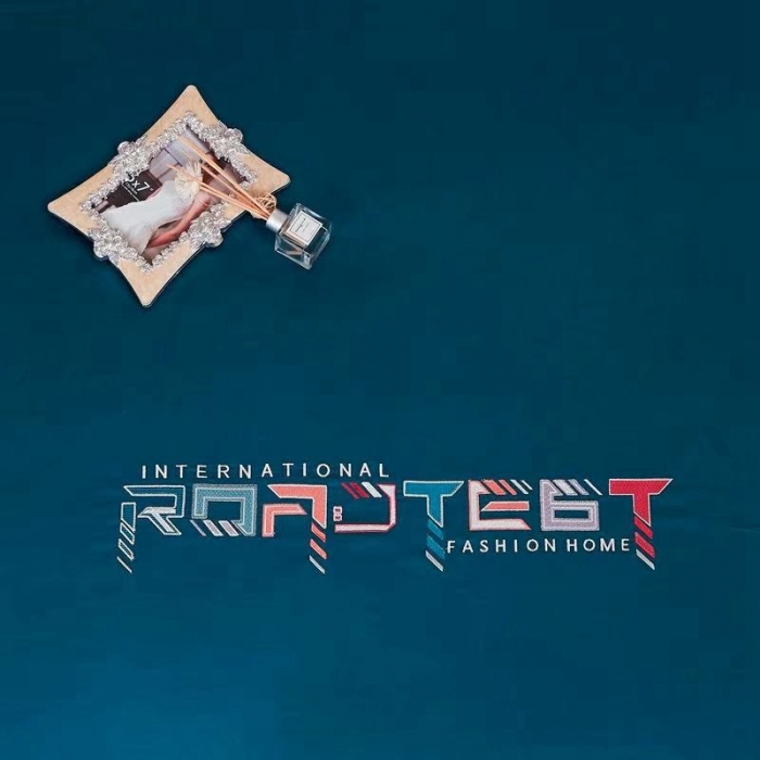 91家纺网 家纺一手货源 找家纺 威克凯丽2022全工艺绣花100支长绒棉四件套西雅图-蓝