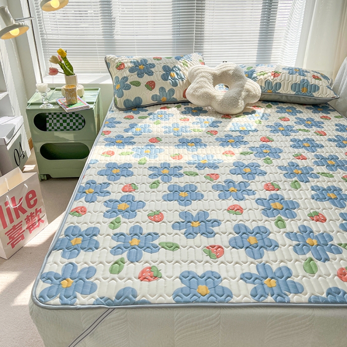 91家纺网 家纺一手货源 找家纺 慕尚 小清新床席款乳胶席三件套（带氨纶0.5mm） 草莓花