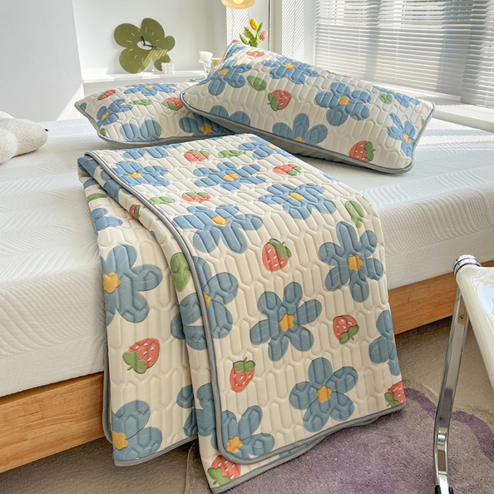 91家纺网 家纺一手货源 找家纺 慕尚 小清新床席款乳胶席三件套（带氨纶0.5mm） 草莓花