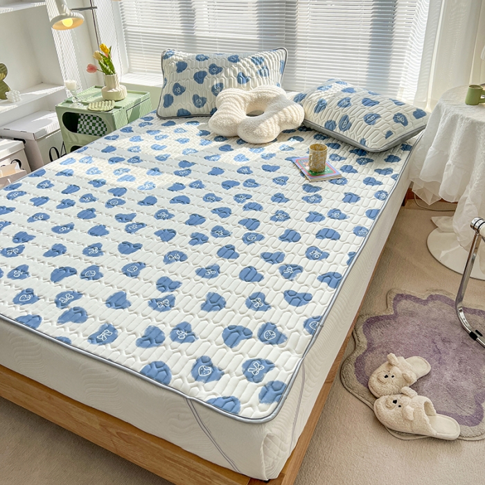 91家纺网 家纺一手货源 找家纺 慕尚 小清新床席款乳胶席三件套（带氨纶0.5mm） 蝴蝶爱心