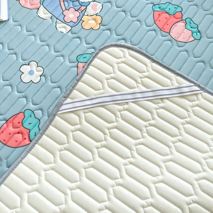 91家纺网 家纺一手货源 找家纺 慕尚 小清新床席款乳胶席三件套（带氨纶0.5mm） 兔子草莓