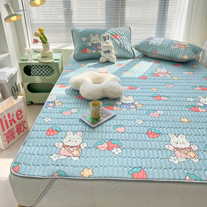 91家纺网 家纺一手货源 找家纺 慕尚 小清新床席款乳胶席三件套（带氨纶0.5mm） 兔子草莓