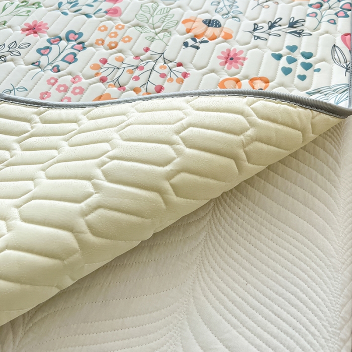 91家纺网 家纺一手货源 找家纺 慕尚 小清新床席款乳胶席三件套（带氨纶0.5mm） 兮影花