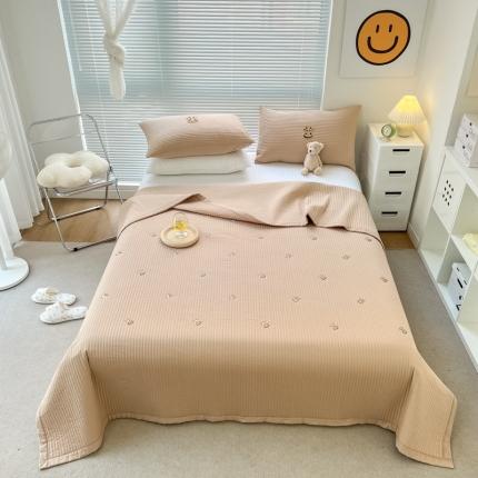 漫调 2022新款直边款全棉刺绣夏被床盖牛牛卡其