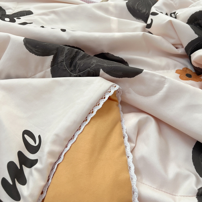 91家纺网 家纺一手货源 找家纺 慕尚 2025新款ins水洗小花边夏被 太阳花