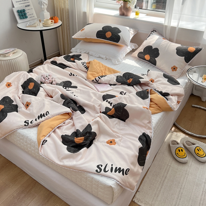 91家纺网 家纺一手货源 找家纺 慕尚 2025新款ins水洗小花边夏被 太阳花