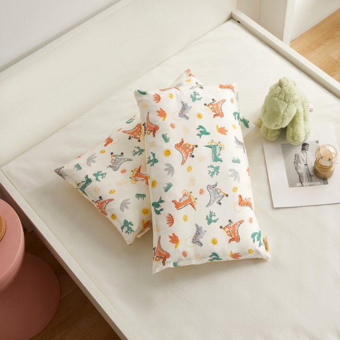 91家纺网 家纺一手货源 找家纺 荷马之梦 童画系列—全棉AB版儿童枕套 七彩恐龙