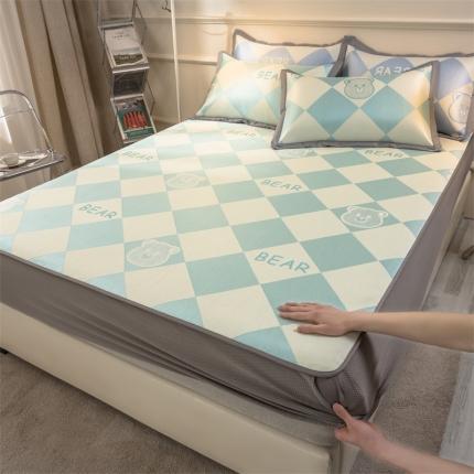 91家纺网 家纺一手货源 找家纺 卡初家居2022新款1500D提花床笠款凉席三件套小熊维尼绿