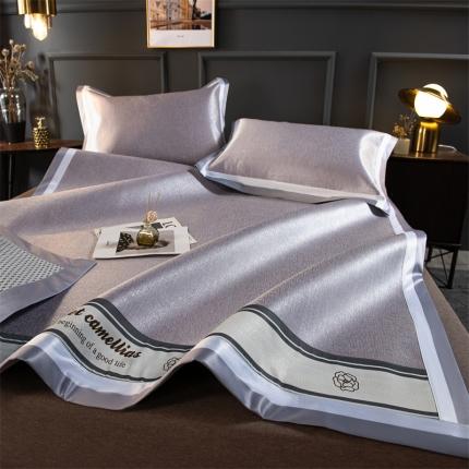 91家纺网 家纺一手货源 找家纺 卡初 2022新款抗菌肌理刺绣养生席三件套 山茶花浅灰