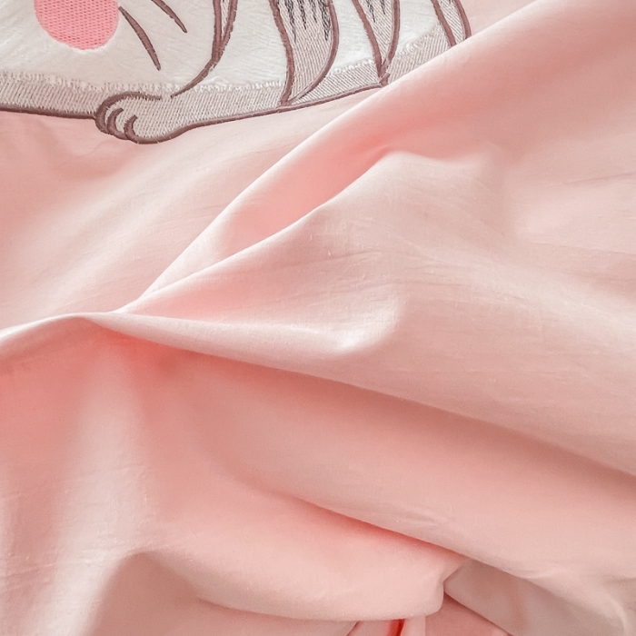 91家纺网 家纺一手货源 找家纺 凡客 新款全棉色织水洗棉贴布绣花边四件套 快乐萌猫-粉