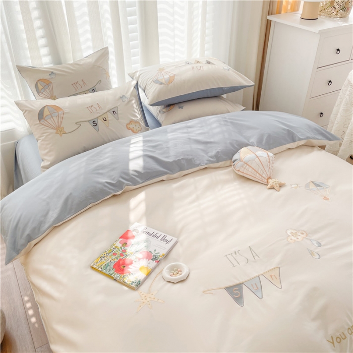 91家纺网 家纺一手货源 找家纺 星野 2022春夏100支澳棉绣花四件套-童话镇