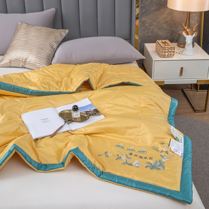 91家纺网 家纺一手货源 找家纺 兴邦 2026新款水洗真丝薄荷夏凉被子空调被芯夏被 贵族黄