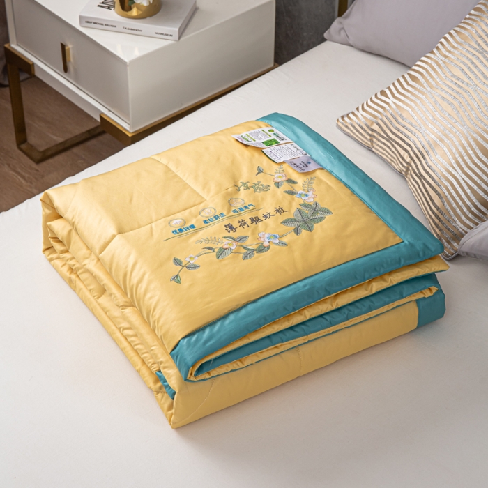 91家纺网 家纺一手货源 找家纺 兴邦 2026新款水洗真丝薄荷夏凉被子空调被芯夏被 贵族黄