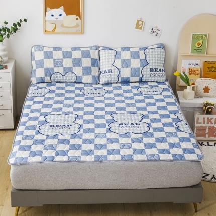 91家纺网 家纺一手货源 找家纺 纽缦 2022新款凉感丝乳胶凉席卡通系列床单款 熊格斯
