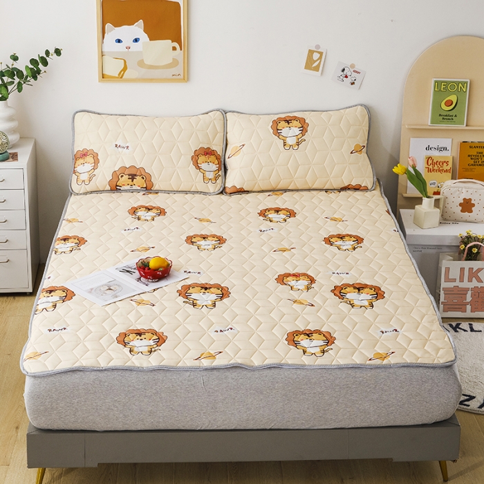 91家纺网 家纺一手货源 找家纺 纽缦 2022新款凉感丝乳胶凉席卡通系列床单款 小伙伴