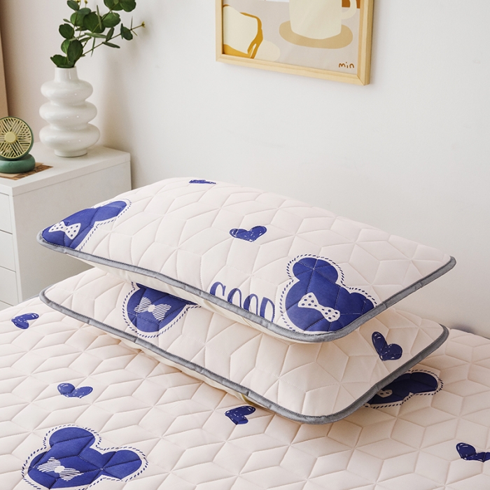 91家纺网 家纺一手货源 找家纺 纽缦 2022新款凉感丝乳胶凉席卡通系列床单款 晚安米奇