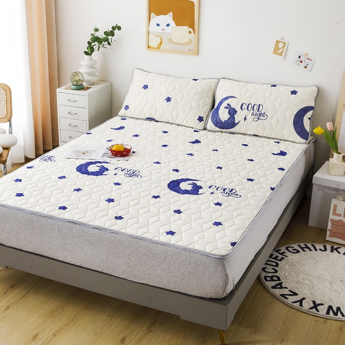 91家纺网 家纺一手货源 找家纺 纽缦 2022新款凉感丝乳胶凉席卡通系列床单款 兔小月