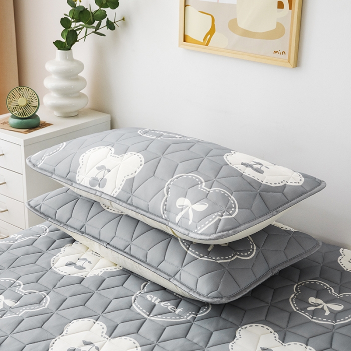 91家纺网 家纺一手货源 找家纺 纽缦 2022新款凉感丝乳胶凉席卡通系列床单款 甜蜜米奇