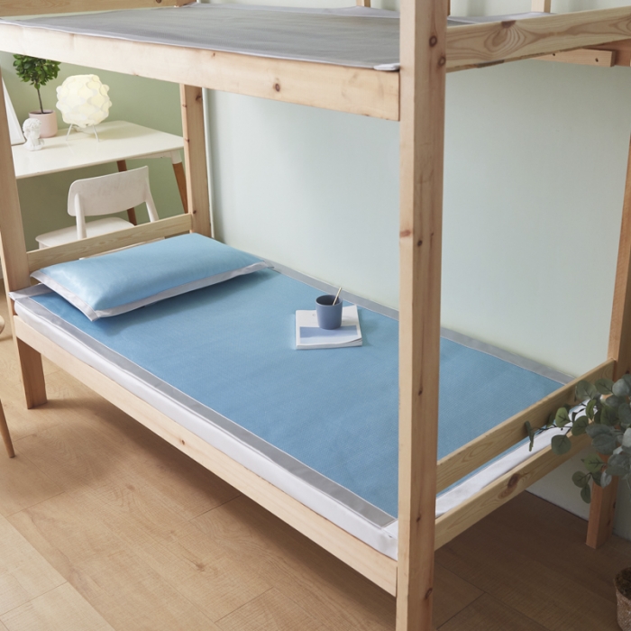 91家纺网 家纺一手货源 找家纺 爱港 2023新款学生宿舍冰藤丝套件冰丝凉席 水天蓝