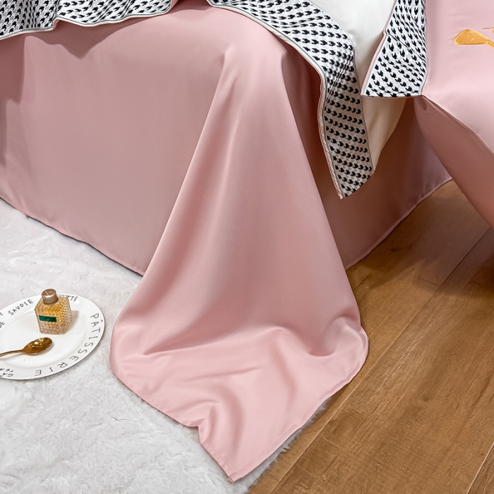 91家纺网 家纺一手货源 找家纺 眠帛家居  2022新款水洗天丝四件套元气熊系列 元气熊-粉