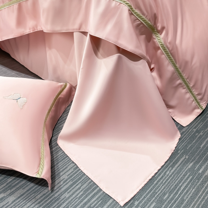 91家纺网 家纺一手货源 找家纺 眠帛家居  2022新款蝶梦刺绣夏被四件套 蝶梦豆沙