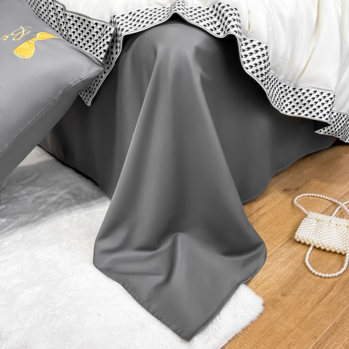 91家纺网 家纺一手货源 找家纺 眠帛家居 2022新款元气熊刺绣夏被四件套 元气熊灰