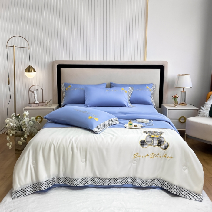 91家纺网 家纺一手货源 找家纺 眠帛家居 2022新款元气熊刺绣夏被四件套 元气熊蓝