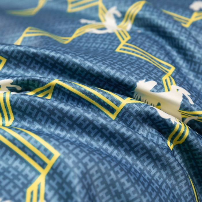 91家纺网 家纺一手货源 找家纺 2022新款 镂空水洗天丝夏被四件套 英伦风尚