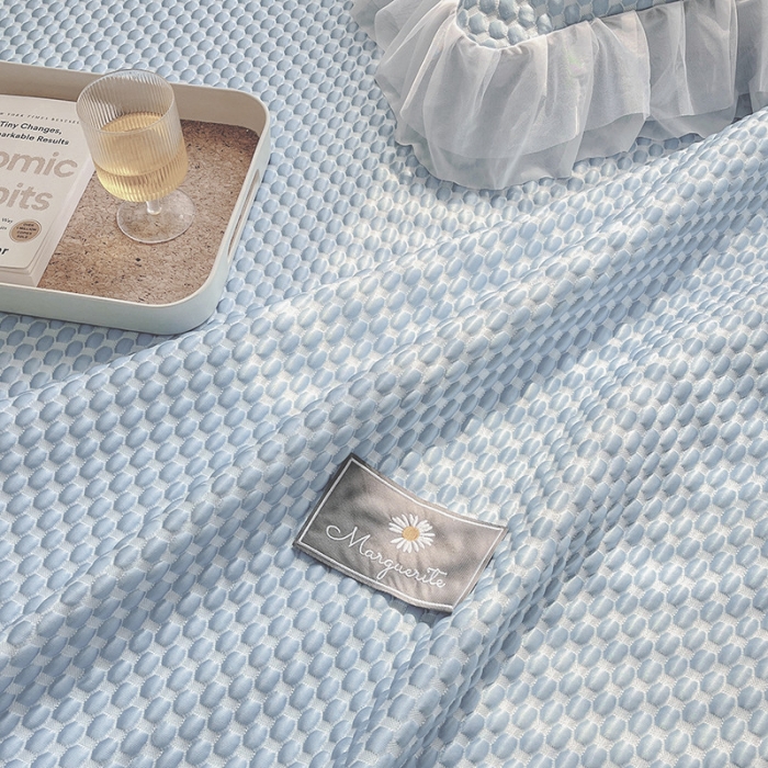 91家纺网 家纺一手货源 找家纺 吾秀冰豆豆席凉感软席床裙公主冰丝席三件套冰凉感豆豆席凉席公主蓝