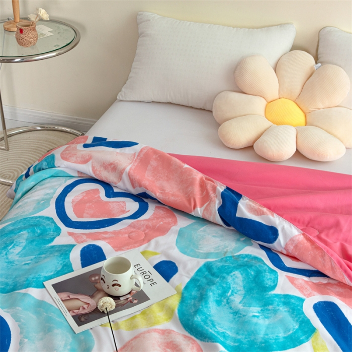 91家纺网 家纺一手货源 找家纺 畅销被业 2022水洗棉印花被夏被 爱心