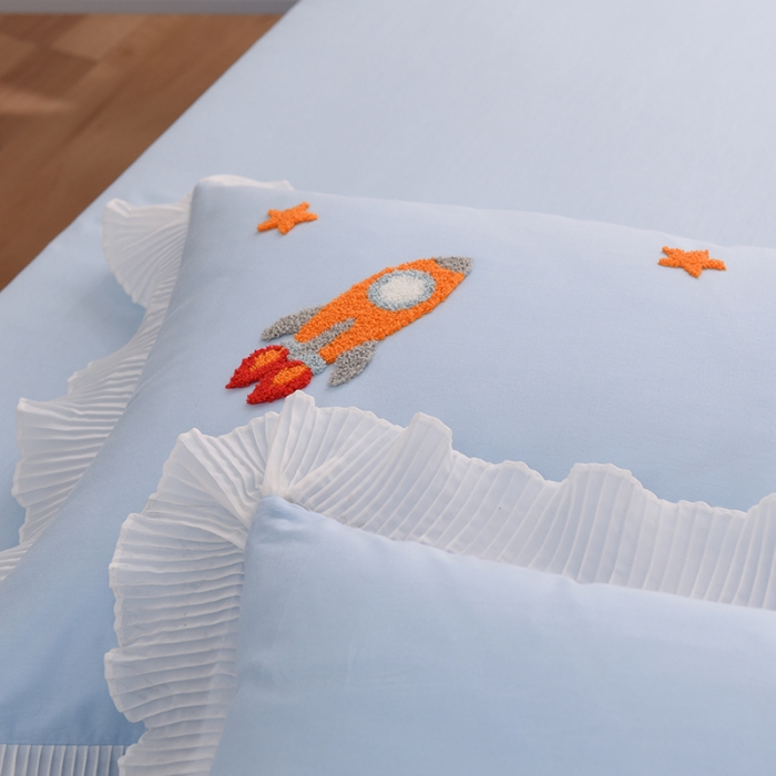 91家纺网 家纺一手货源 找家纺 绒世界 2022新款全棉纯棉绣花四件套 星际宝贝-蔚蓝