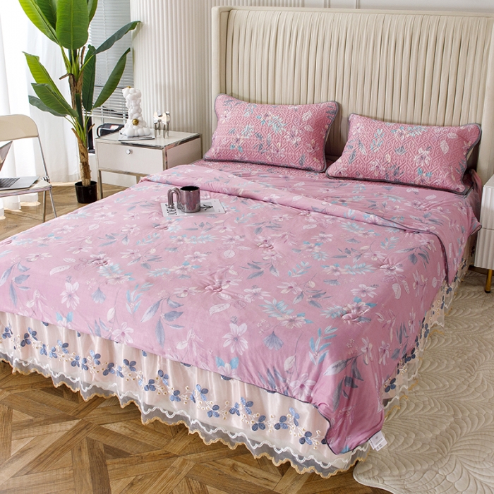 91家纺网 家纺一手货源 找家纺 纽缦 2022新款乳胶凉席花卉夏被床裙四件套 花间柔梦-粉