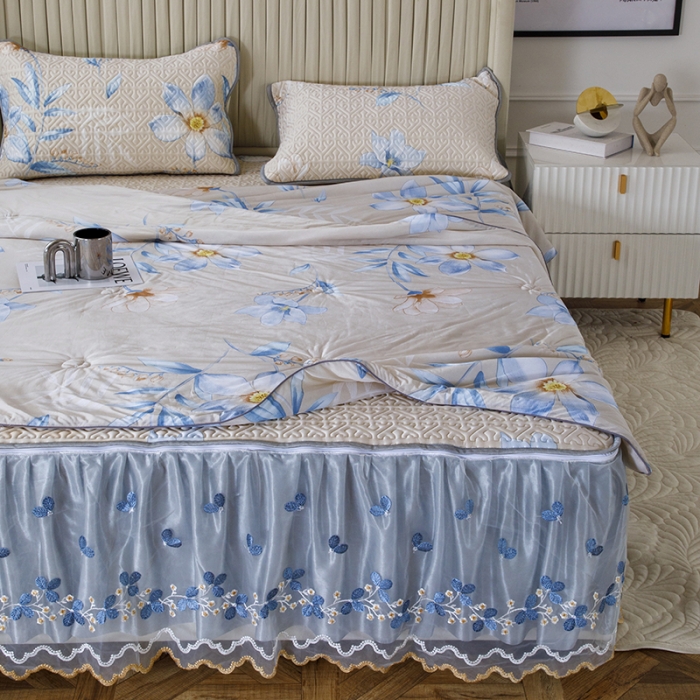 91家纺网 家纺一手货源 找家纺 纽缦 2022新款凉感丝乳胶凉席花卉夏被床裙四件套 花间驼