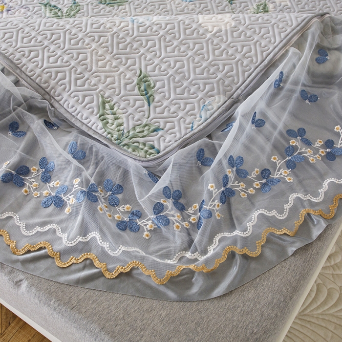 91家纺网 家纺一手货源 找家纺 纽缦 2022新款凉感丝乳胶凉席花卉夏被床裙四件套 馨享花意