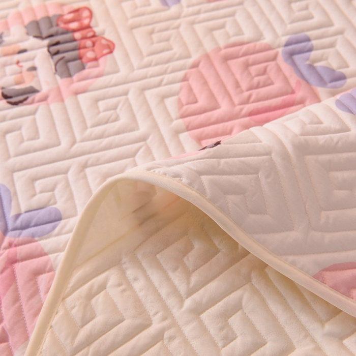 91家纺网 家纺一手货源 找家纺 美达 新款全棉夹棉防滑可机洗床盖床垫床垫直边软席款白桃女孩